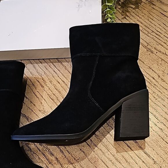 Black waterproof suede ankle boot size 8 NWT Blondo - Picture 2 of 13